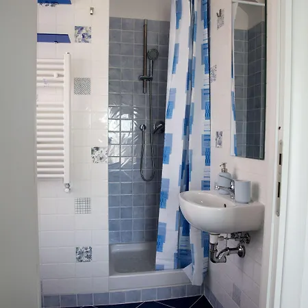 Cantalupa ゲストハウス ローマ